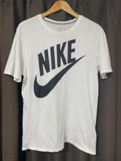 NIKE ビッグロゴT 白　Lサイズのサムネイル