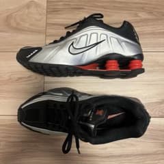 NIKEショックスR4のサムネイル