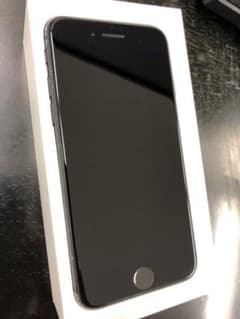 iPhone7 本体 黒 ブラック 32GB SIMフリー SIMロック解除済みのサムネイル