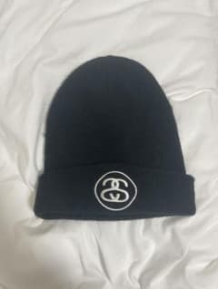stussy ニット帽のサムネイル