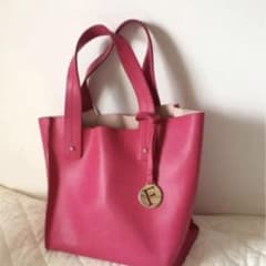 「美品」最終値下げ激カワピンクFURLAトートバッグのサムネイル