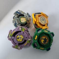 ベイブレード 4機セット まとめ売りのサムネイル