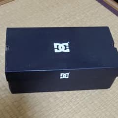 DCスニーカー新品‼️早い者勝ち‼️。のサムネイル