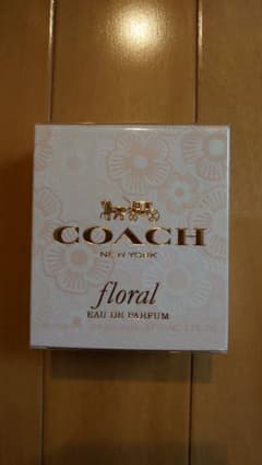 COACH香水のサムネイル