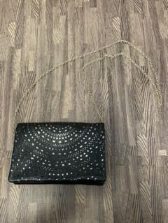 美品　チェーンショルダーバッグ　クラッチバッグのサムネイル