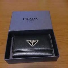 yuk@ri様専用  PRADAキーケースのサムネイル