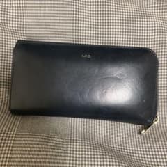 長財布　apc アーペーセーのサムネイル