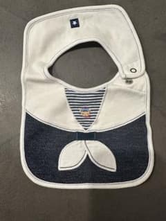 【値下げ】familiarセーラー風 スタイ よだれかけ クマ刺繍のサムネイル