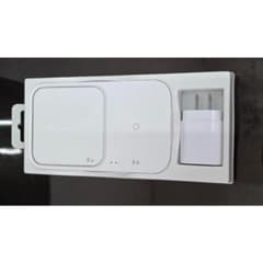 【美品】Samsung ワイヤレス充電器 Duo EP-P5400TWJGJPのサムネイル
