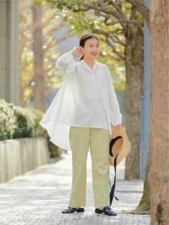 【美品】green label relaxingのフレアパンツ　サイズ36のサムネイル