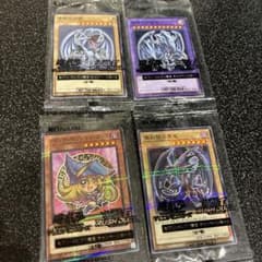 遊戯王 ハイチュウコラボ 青眼の白龍 ブラックマジシャンガール 4枚