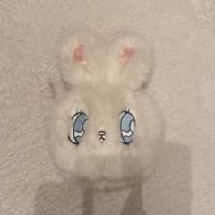 エスターバニーキーホルダーのサムネイル