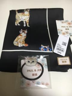 ユニクロのポール&ジョー　スカーフ&ノベルティセットのサムネイル