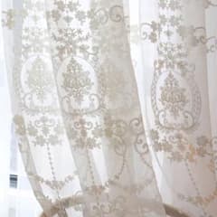 刺繍レースカーテンのサムネイル