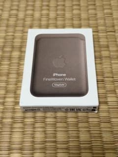 純正 MagSafe対応iPhoneファインウーブンウォレット・トープのサムネイル