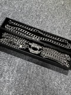 マホト着用ネックレスのサムネイル