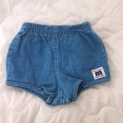 ショートパンツのサムネイル