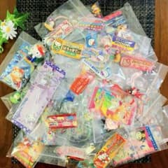 激レア】ハローキティ ご当地 ストラップ 根付 希少 入手困難 多数