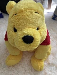 プーさん　ディズニー　寝そべりのサムネイル