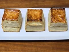 【ばらの街福山から】ミルフィーユ風のスコーン8個のサムネイル