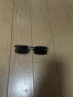 スクエア型 サングラス ブラック ゴールドのサムネイル