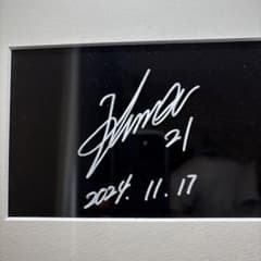 楽天野球団創設20周年特別企画にて、出された岩隈久志さんの直筆サインと写真です 楽天野球団創設20周年特別企画にて、出された岩隈久志さんの直筆