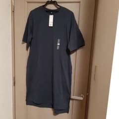 Mo様専用です。　UNIQLO　クールネックTワンピースのサムネイル