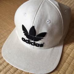 adidasoriginals キャップのサムネイル