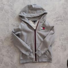 TOMMY HILFIGER パーカー グレー キッズのサムネイル