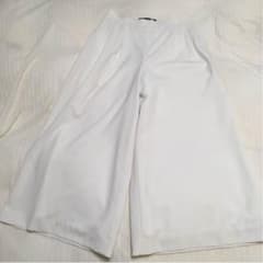 ボッシュ ワイドパンツ 白黒2点のサムネイル