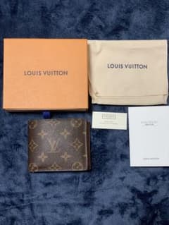 LOUIS VUITTON モノグラム 二つ折り財布のサムネイル
