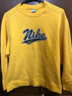 NIKEのサムネイル
