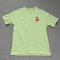 NIKE Tシャツ ライトグリーン クルーネックのサムネイル