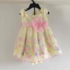 キッズドレスのサムネイル