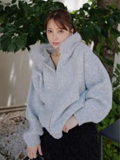 snidel/スナイデル【USAGI ONLINE限定】ファーフードパーカー USAGI ONLINE限定】snidel ファーフードパーカー USAGI ONLINE限定