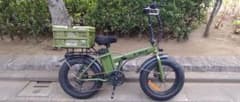 E-BIKE 式電動アシスト自転車 オリーブグリーン ジャンク品 即購入❌️のサムネイル
