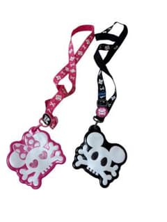 平成　美品　ハロウィンディズニー　パスケース付きストラップ 2個セットのサムネイル