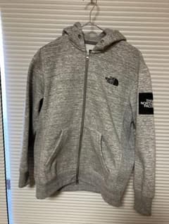 The North Face スクエアロゴフルジップパーカーのサムネイル