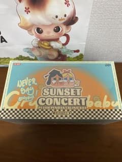 POPMART CRYBABY Sunset Concert アソートボックスのサムネイル