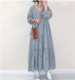 試着のみ☺︎ くすみブルー　コットンレース　ワンピースのサムネイル