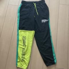 値下げ！ZUMBAパンツ　M sizeのサムネイル