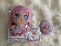 グッスマくじ 初音ミク 巡音ルカぬいぐるみ 缶バッジのサムネイル