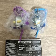 h*k様 【新品】ウルトラマン カラフルマルチチャーム 2種セットのサムネイル