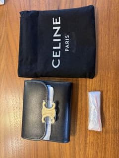 CELINE セリーヌ トリオンフ 三つ折り財布のサムネイル