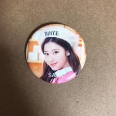 サナ 缶バッジ twice wonder land