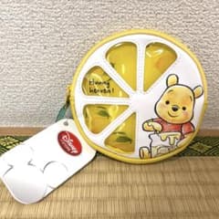 プーさん　ディズニーストア　コインケース
