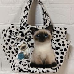 ね*】様 コヤンイサムチョン　ハチワレ猫ちゃん　トートバッグ&ミニミニトート ねこちゃんミニトート コヤンイサムチョンリトルヤーンミニ付き - メルカリ