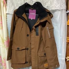 ダブルエー　スノボウェアのサムネイル