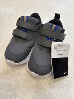 NIKE スターランナーのサムネイル