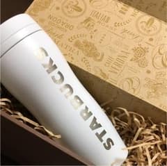 クリスマスまでお値下げ♪Starbucks White タンブラーのサムネイル